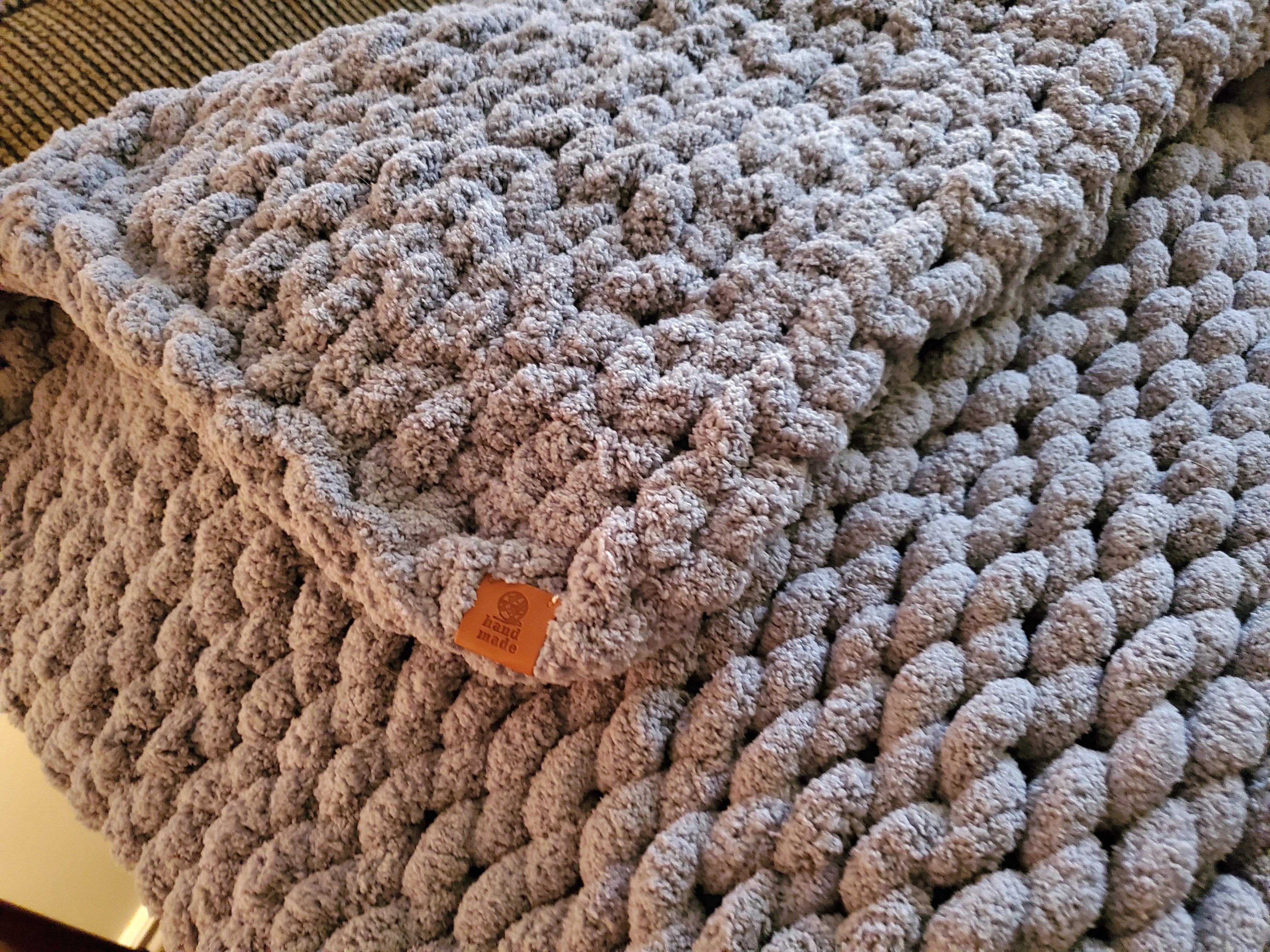 50x40 Medium Weight Chunky Knit Throw Blanket