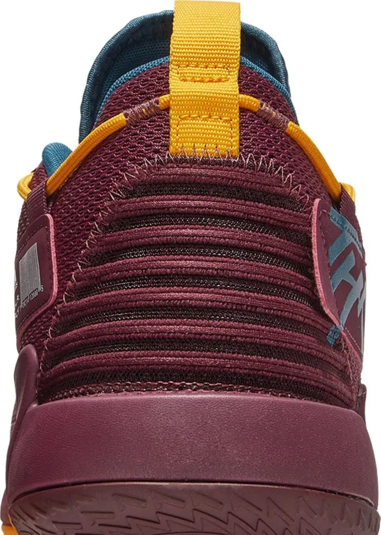 Adidas Dame 7 EXTPLY 'Three' sneakers, red