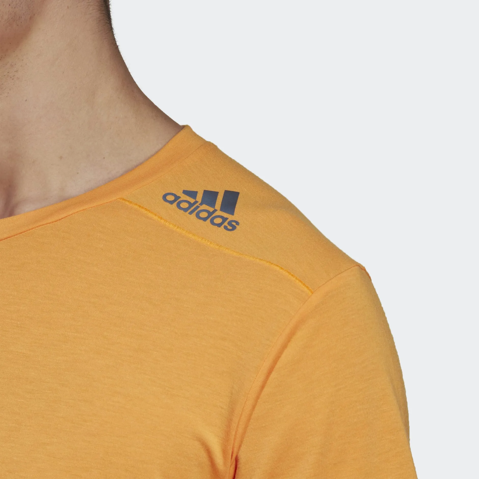 ADIDAS M D4T TEE - HB9200