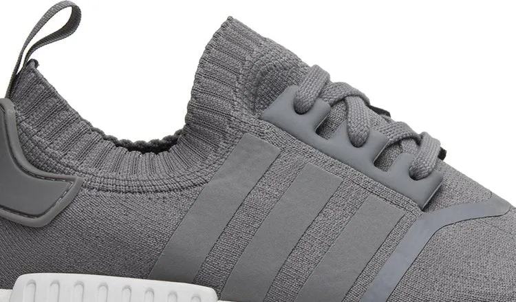 Adidas Wmns NMD_R1 Primeknit 'France' sneakers, gray