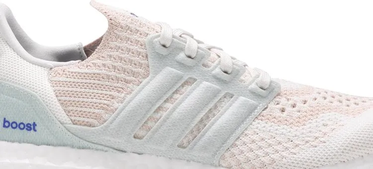 Adidas Wmns UltraBoost 6.0 'Halo Ivory' sneakers, cream
