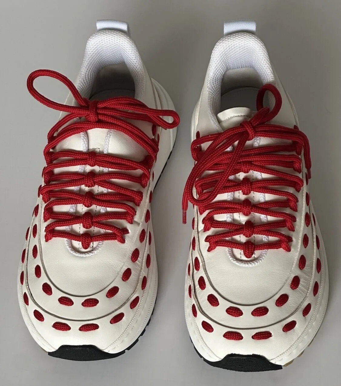 Bottega Veneta Mens Leather White/Red Sneakers 9 US (42 Euro) 578305 NIB $990