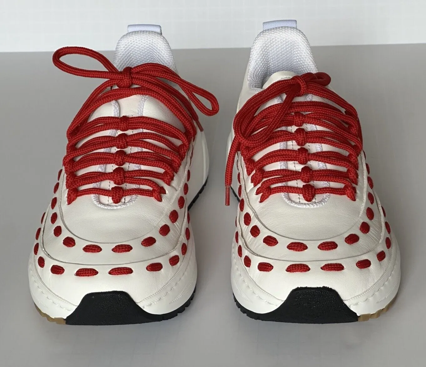 Bottega Veneta Mens Leather White/Red Sneakers 9 US (42 Euro) 578305 NIB $990
