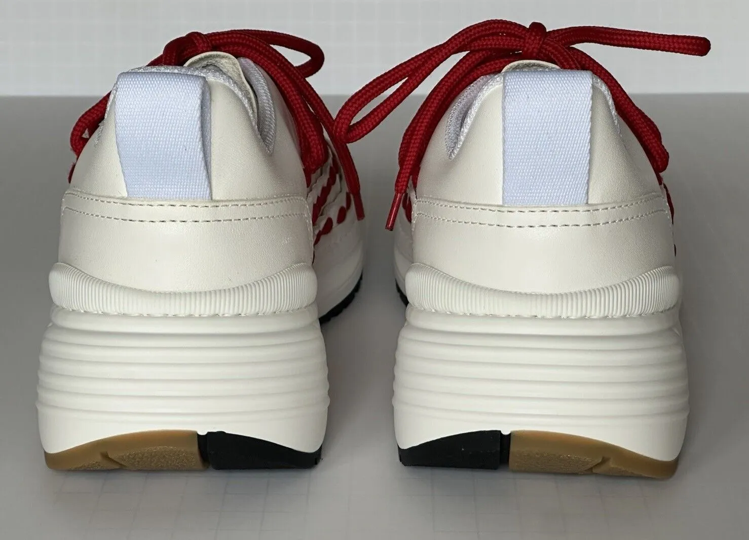 Bottega Veneta Mens Leather White/Red Sneakers 9 US (42 Euro) 578305 NIB $990