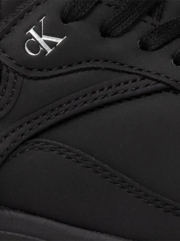Chunky Laceup Sneake