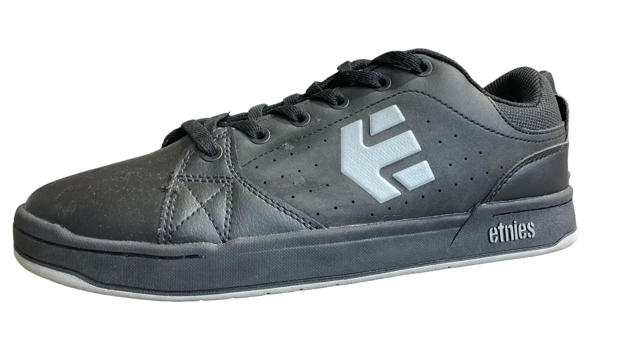 Etnies Men's Skater 2 All Black Sneaker Shoes