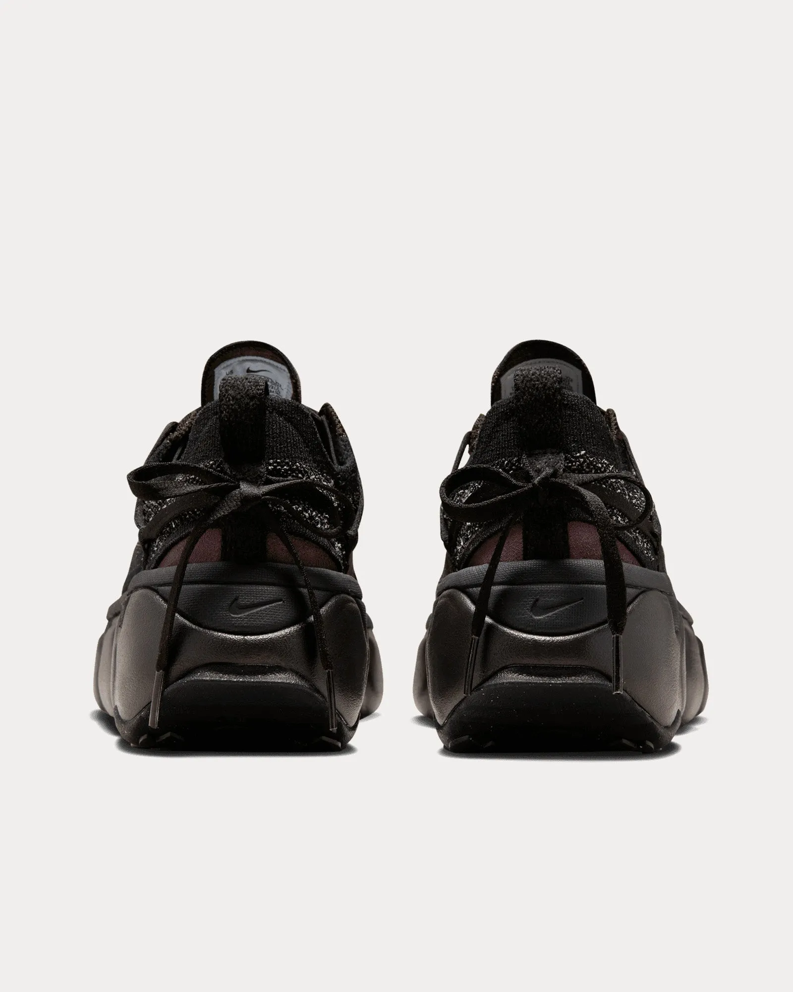 Flyknit Bloom Black / Black Velvet / Brown Low Top Sneakers