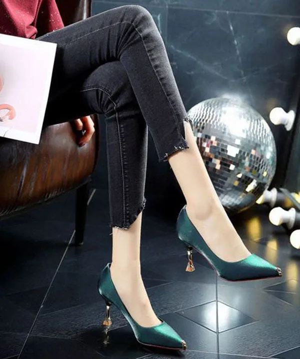Green Pointed Toe Stiletto Faux Leather Unique Zircon Splicing LY1744