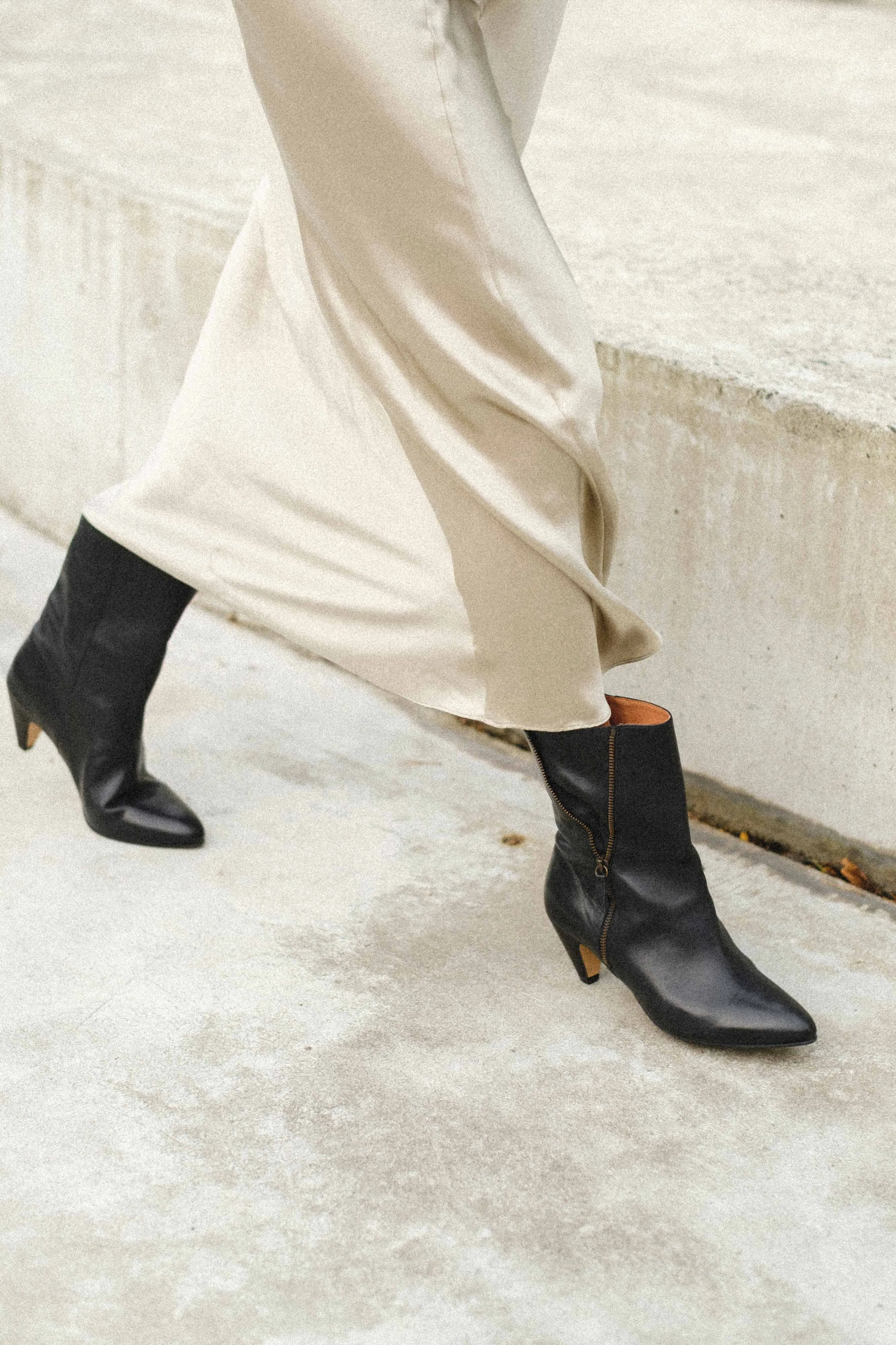 Livianna 50 Stiletto Soft Calf Black