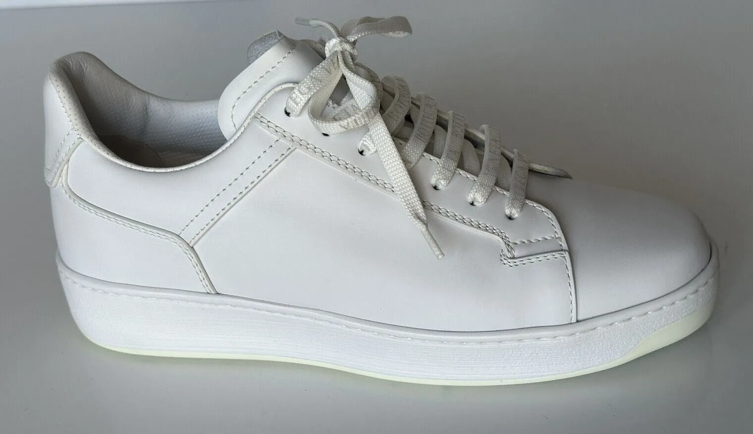 NIB $690 Bottega Veneta Men's White Calf Leather Sneakers 9. 5 US (42.5) 578298