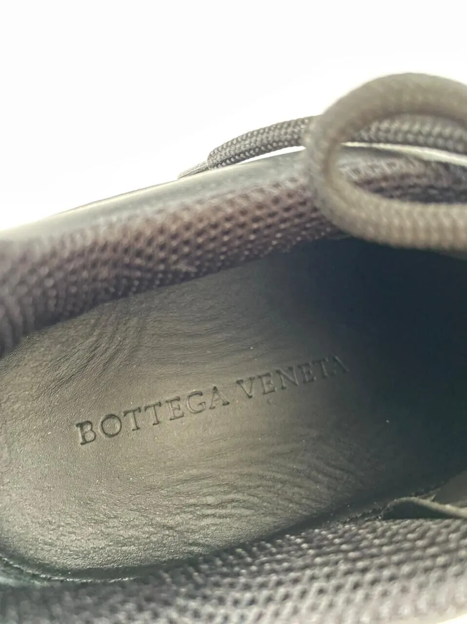 NIB $950 Bottega Veneta Mens Leather Black Sneakers 11 US (44 Euro) 578305