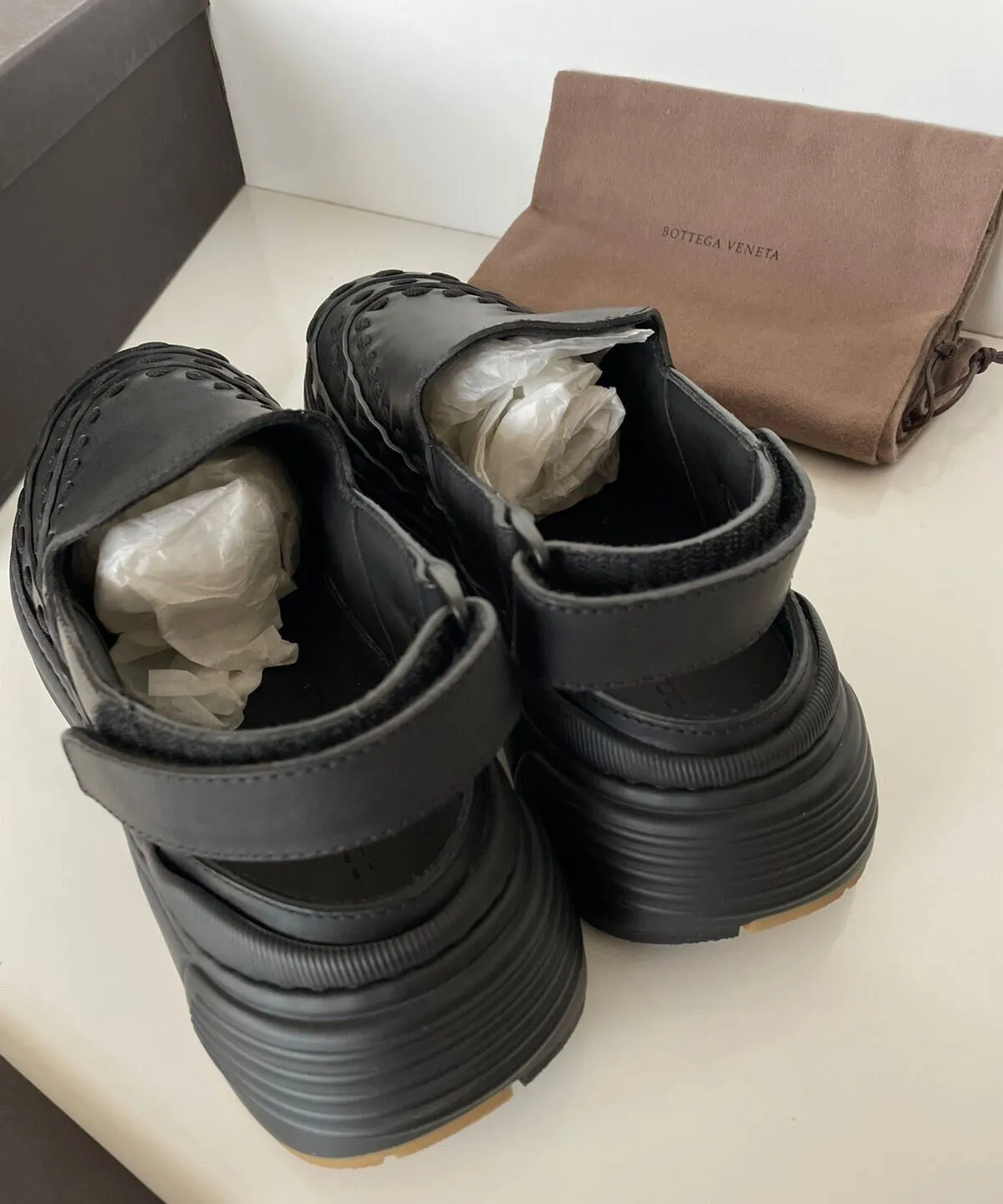 NIB $950 Bottega Veneta Mens Leather Black Sneakers Sandals 11 US (44 Eu) 578304