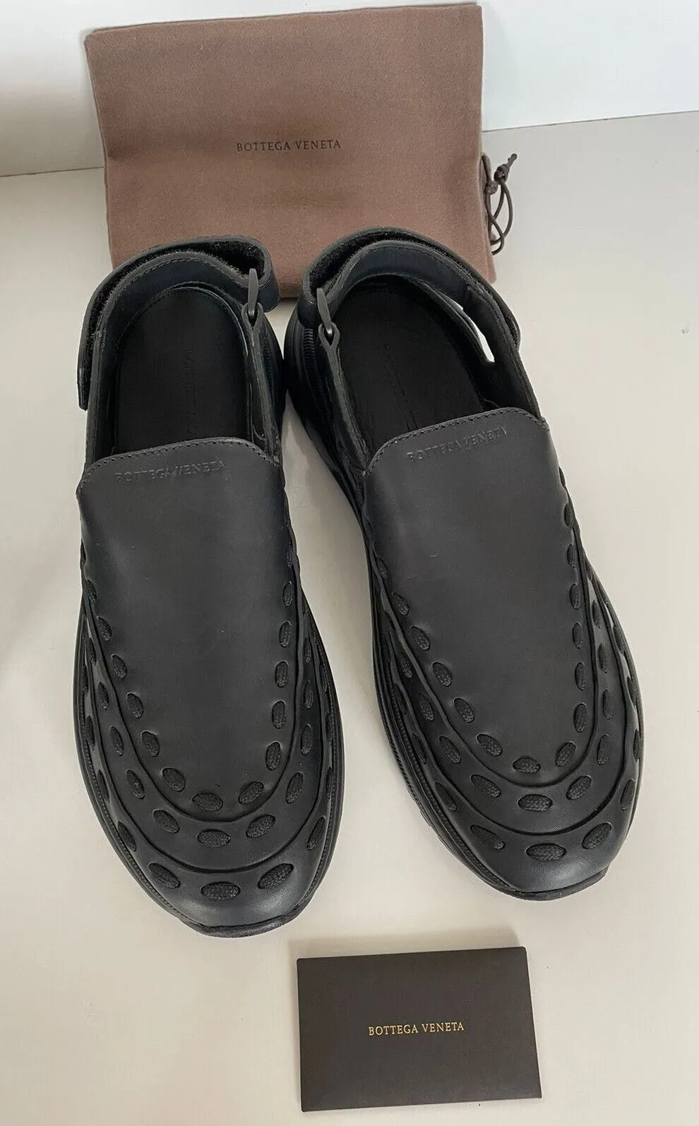 NIB $950 Bottega Veneta Mens Leather Black Sneakers Sandals 11 US (44 Eu) 578304