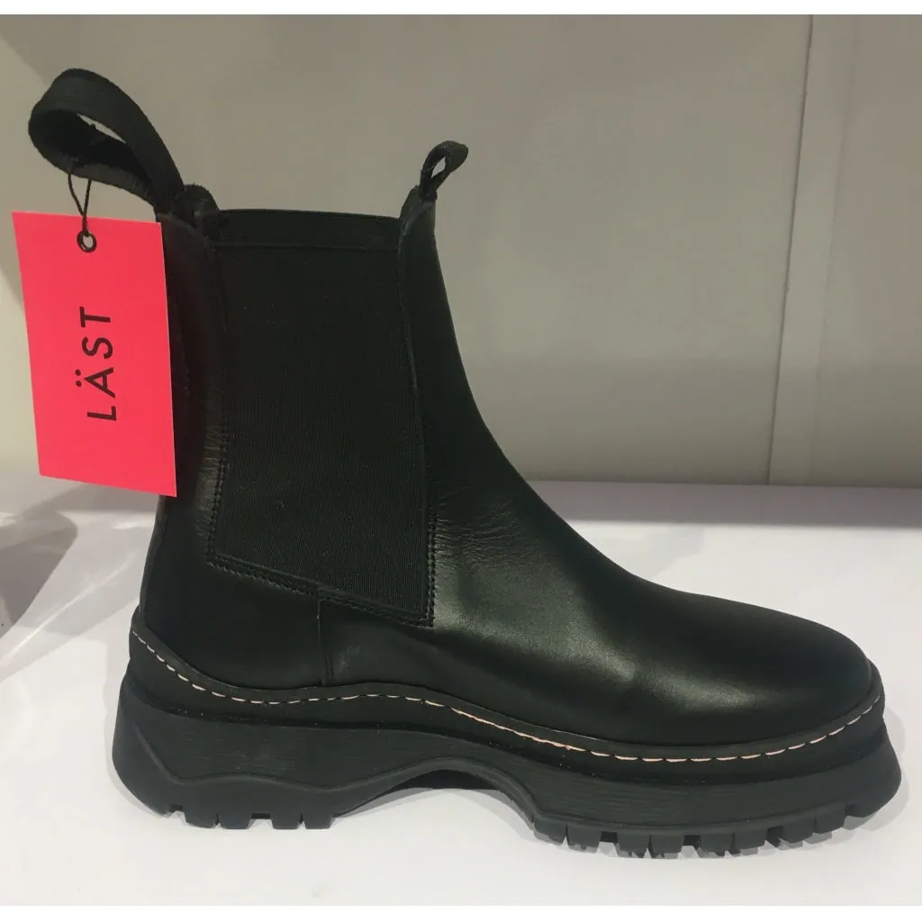 Powder Chelsea - Black