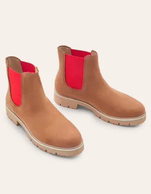 Scallop Detail Chelsea Boots-Tan/Cherry Red