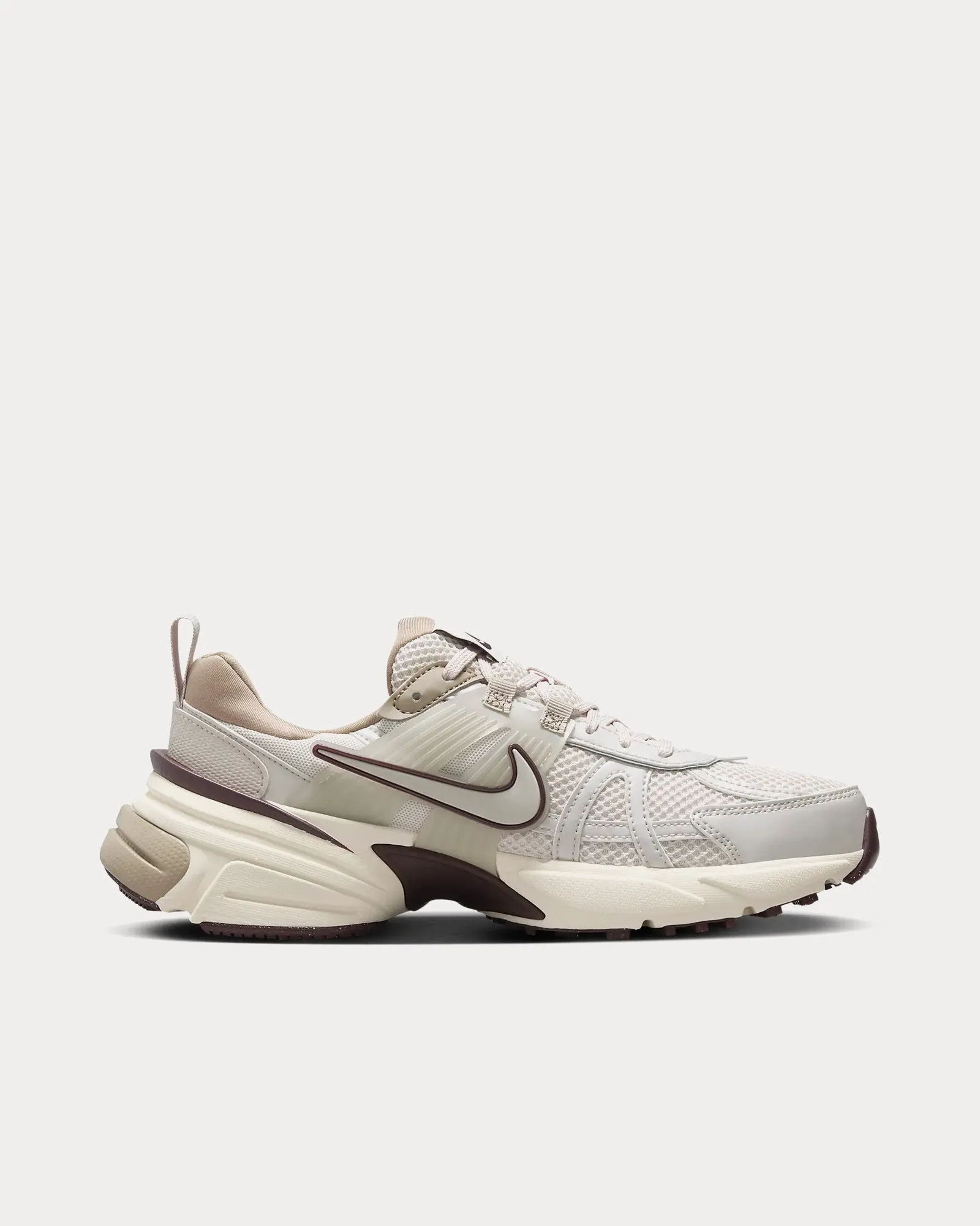V2K Run Light Orewood Brown / Khaki / Earth / Light Bone Low Top Sneakers