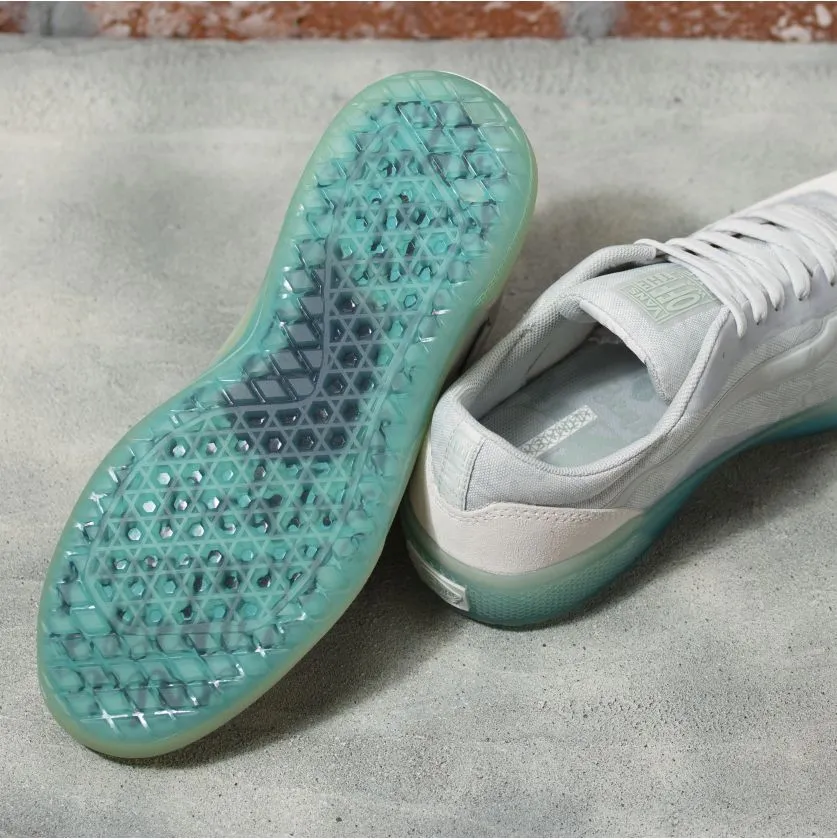 Vans AVE Pro Skateboard Shoe - (Beatrice Domond)Bone/Jade