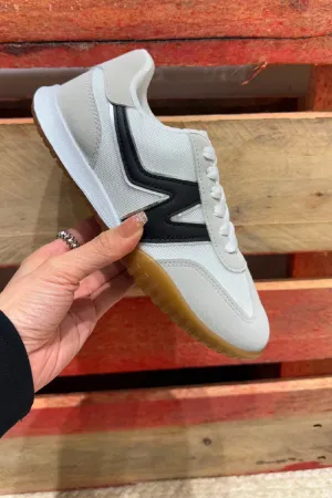 WOMENS WHITE/BLACK SIDE DETAIL LACE UP DESIGNER SNEAKERS TRAINERS