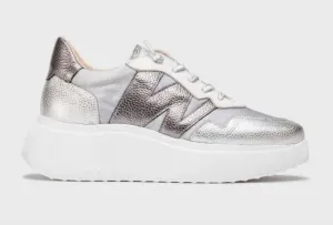 Wonders A -3622  White & Silver  Chunky Trainer
